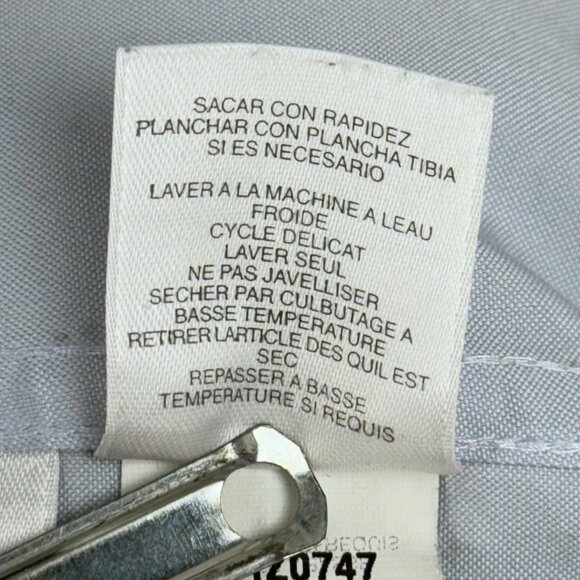 Jones New York 8 Non Iron Light Blue Sleeveless Button Front Blouse Career Top - Picture 8 of 8